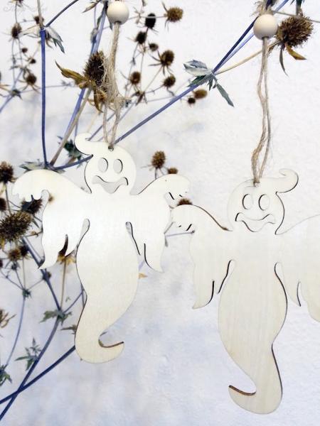 3 ulkige Geister Anhänger Holz